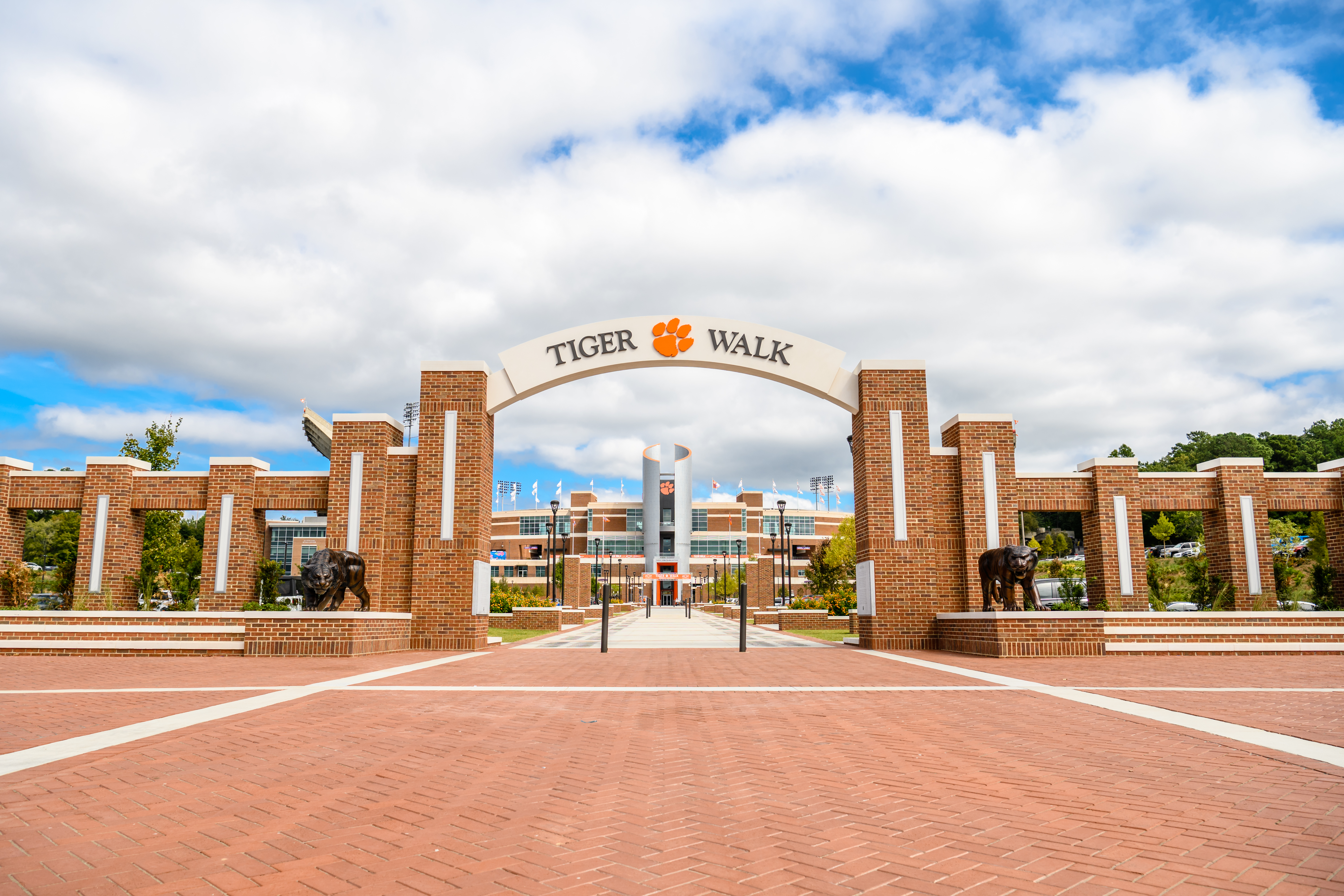 The Tiger Walk into Memorial Stadium.